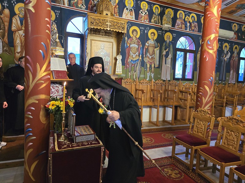 Ο ΣΕΒΑΣΜΙΩΤΑΤΟΣ ΣΤΟΝ Ι.Ν. ΟΣ. ΑΘΑΝΑΣΙΟΥ ΑΓΙΟΥ ΧΑΡΑΛΑΜΠΟΥΣ