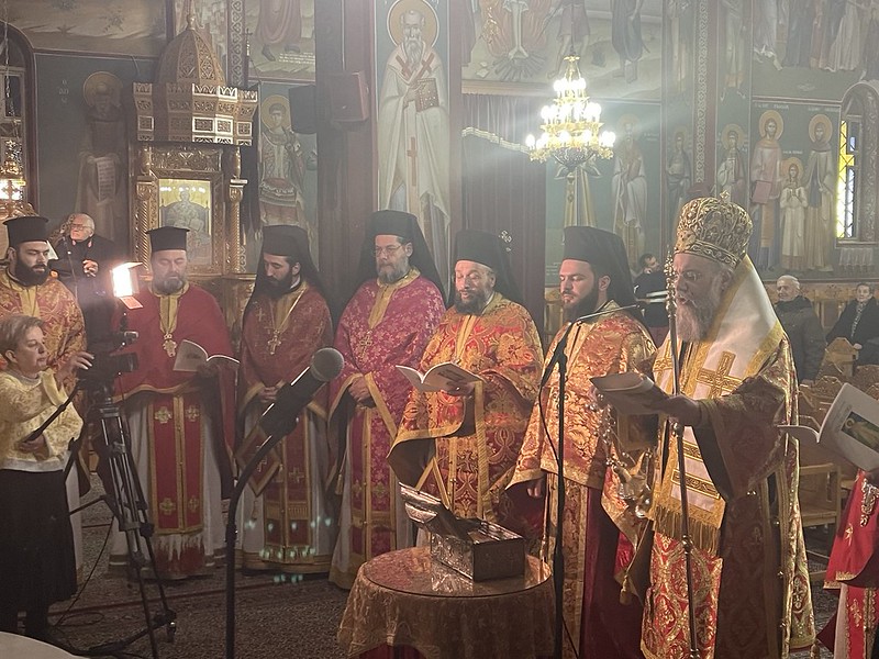 Αγρυπνία επί ελεύσει Δεξιάς Χειρός Αγίου Νικολάου του εκ Μετσόβου στον ομώνυμο Ναό των Τρικάλων 17.2.2025