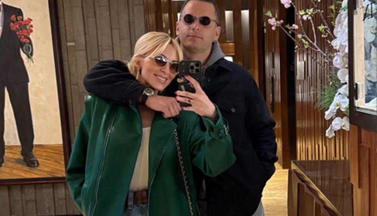 Νέες-φωτογραφίες-της-Κατερίνας-Κουνούργιου-και-του-συντρόφου-της-από-τη-Νέα-Υόρκη