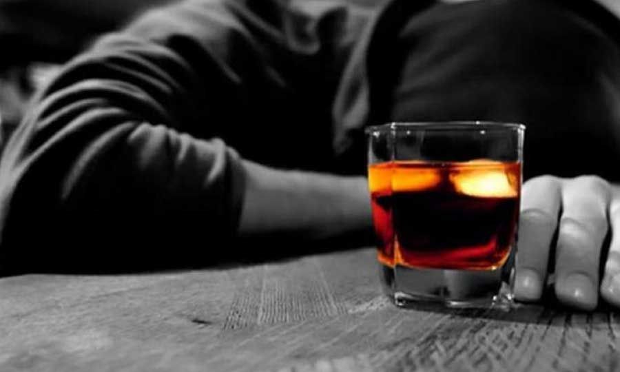 Η-κατανάλωση-αλκοόλ-αυξάνει-τον-κίνδυνο-άνοιας
