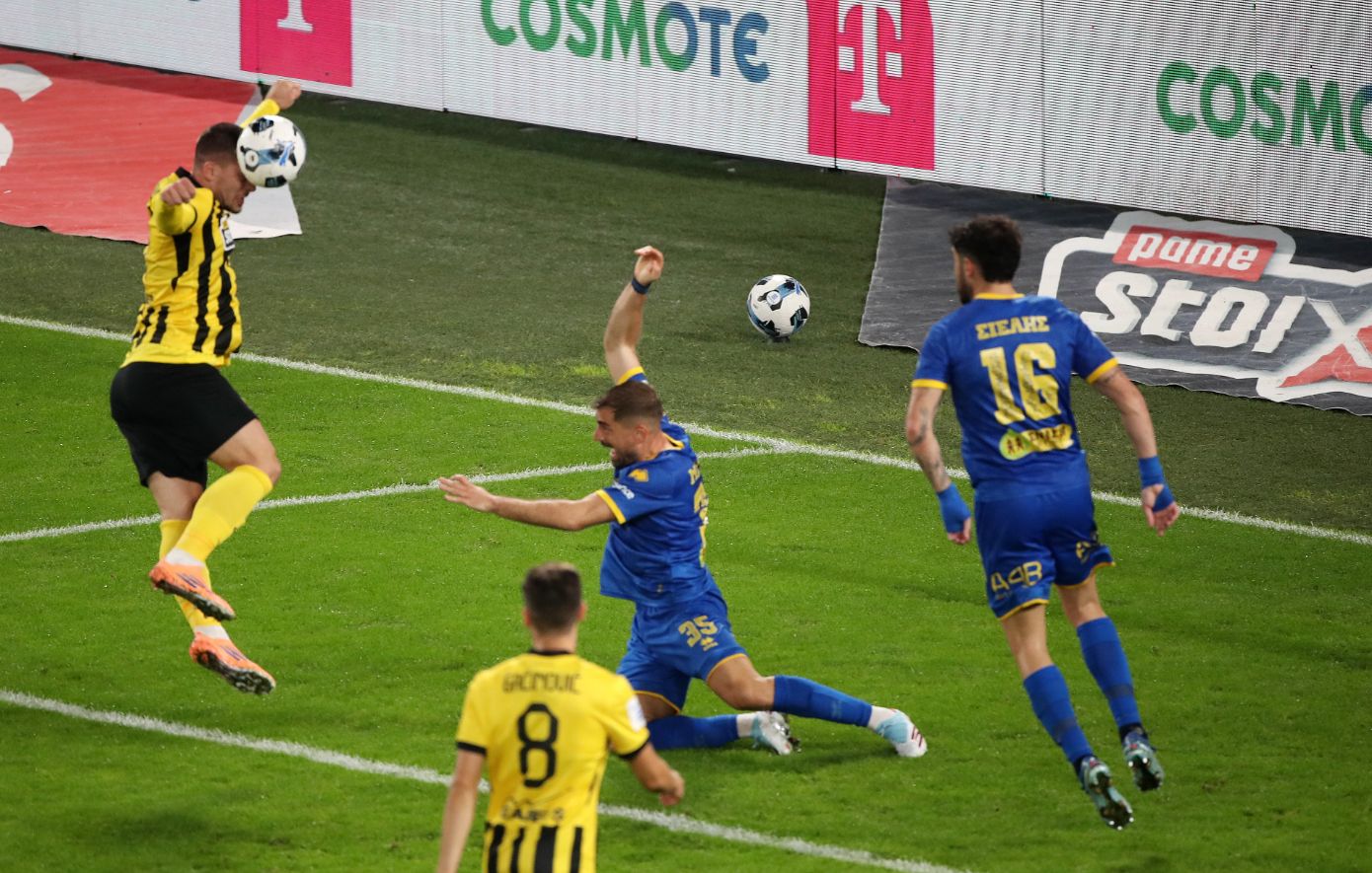 Λανουά:-Σωστά-ακυρώθηκε-το-γκολ-της-ΑΕΚ,-έπρεπε-να-δοθεί-πέναλτι-στον-Ολυμπιακό