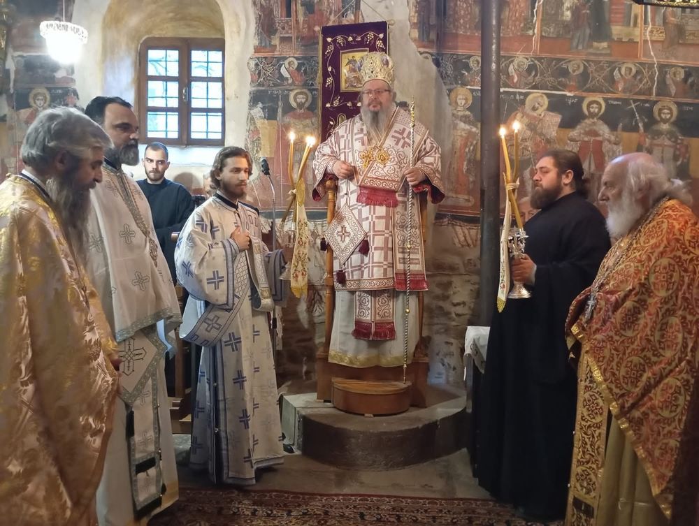 Εγκαινιάστηκε-ο-ιστορικός-Ιερός-Ναός-Αγίου-Γεωργίου-Αμπελακίων-μετά-από-σχετικές-επισκευές-και-συντηρήσεις