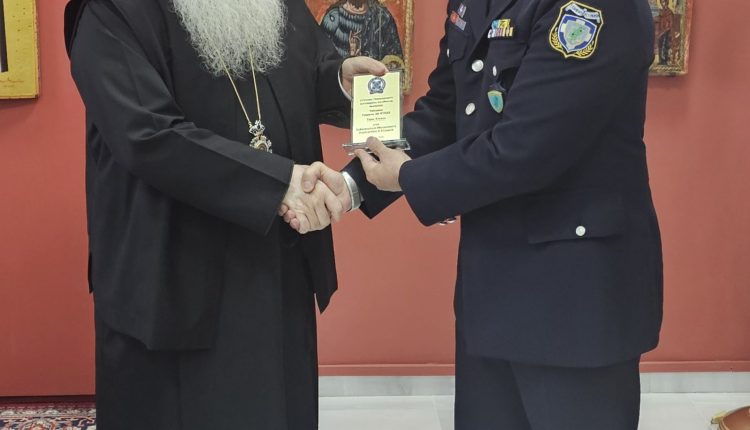 Στον-Μητροπολίτη-Δημητριάδος-ο-νέος-Γενικός-Περιφερειακός-Αστυνομικός-Διευθυντής-Θεσσαλίας