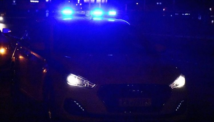 Γυαλιά-καρφιά-τα-έκαναν-ξημερώματα-κουκουλοφόροι-σε-μαγαζί-στην-Θεσσαλονίκη