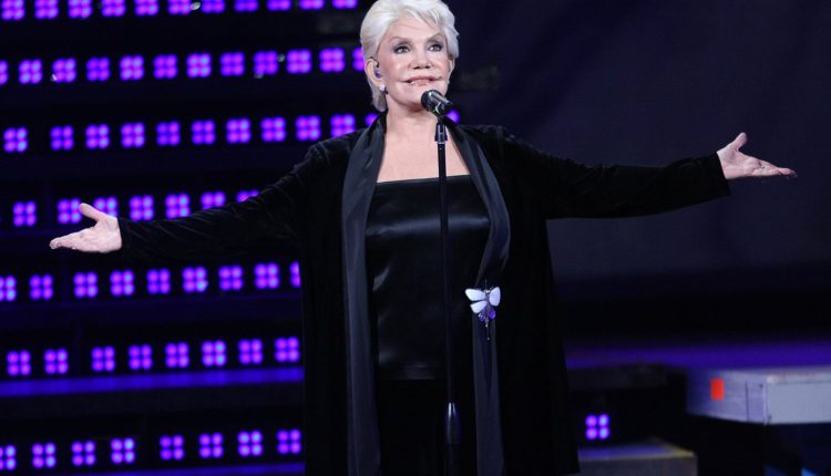 Οι-κορυφαίοι-καλλιτέχνες-λένε-το-δικό-τους-«αντίο»-στη-Μαρινέλλα-–-«Εξαιρετική-συνάδελφος,-αδελφή,-μάνα…»