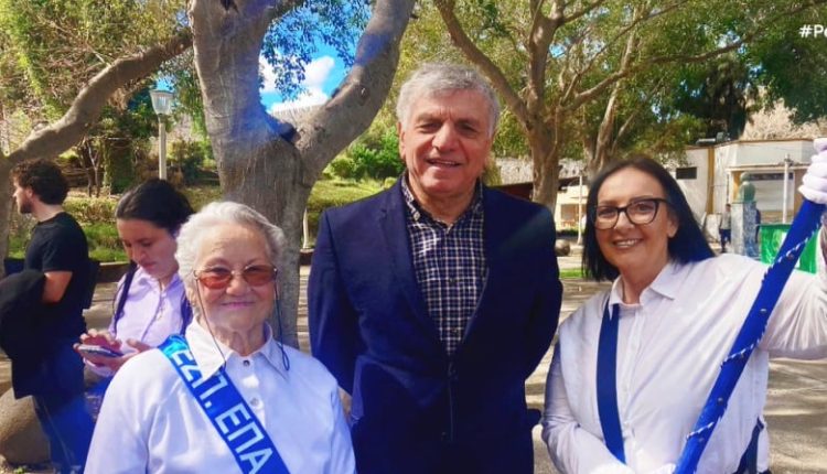 Η-82χρονη-μαθήτρια-που-έκλεψε-τις-εντυπώσεις-στην-παρέλαση-στην-Ρόδο