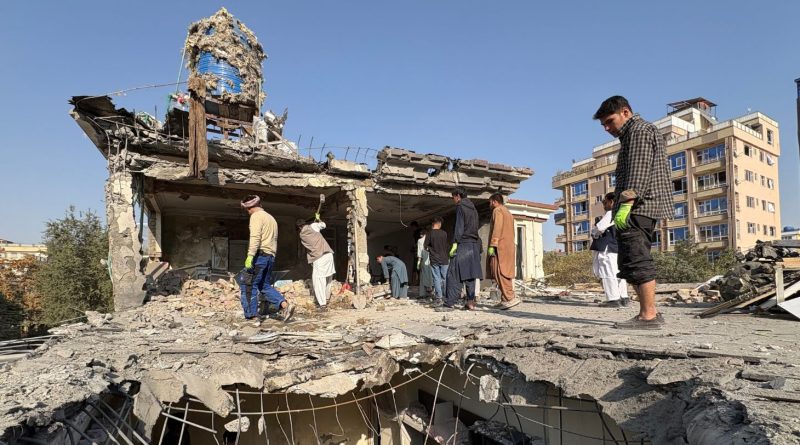 Εκατοντάδες-νεκροί-μετά-από-αεροπορικό-βομβαρδισμό-του-Πακιστάν-στην-Καμπούλ