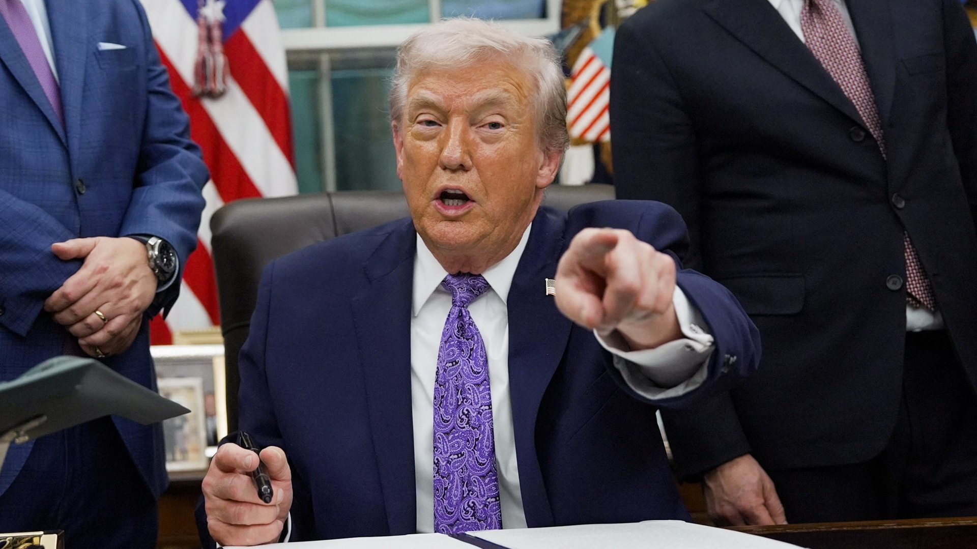 Τελεσίγραφο 48 ωρών του Τραμπ προς το Ιράν για να ανοίξει το Στενό του Χορμούζ