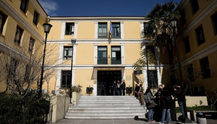 Ποινική-δίωξη-για-βαριά-κακουργήματα-στο-κύκλωμα-με-τα-εικονικά-τιμολόγια