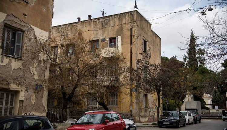 Η-Περιφέρεια-Αττικής-για-τα-Προσφυγικά-στη-Λ.-Αλεξάνδρας:-Δεν-υφίσταται-θέμα-κατεδάφισης,-εγκατάλειψης-ή-εμπορευματοποίησης-τους