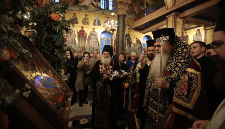 Υποδοχή-της-Ιεράς-Εικόνος-της-Παναγίας-Παντανάσσης-στη-Νέα-Κρήνη-Καλαμαριάς-(ΦΩΤΟ)