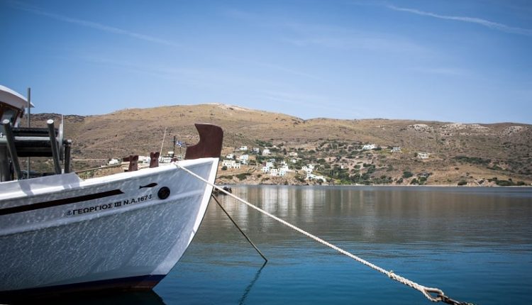 Συνελήφθησαν-ο-πλοίαρχος-και-ο-αξιωματικός-γέφυρας-για-το-ναυάγιο-του-«corsage-c»-στην-Άνδρο